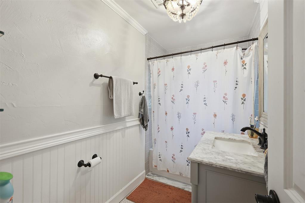 811 Nw 48th Street Property Photo 9