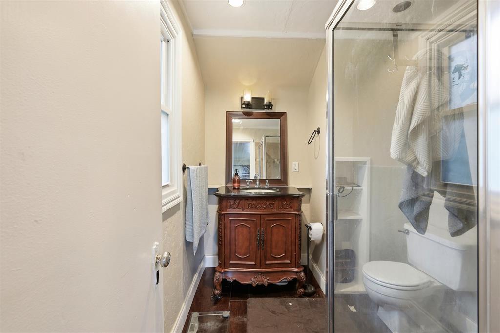 811 Nw 48th Street Property Photo 12