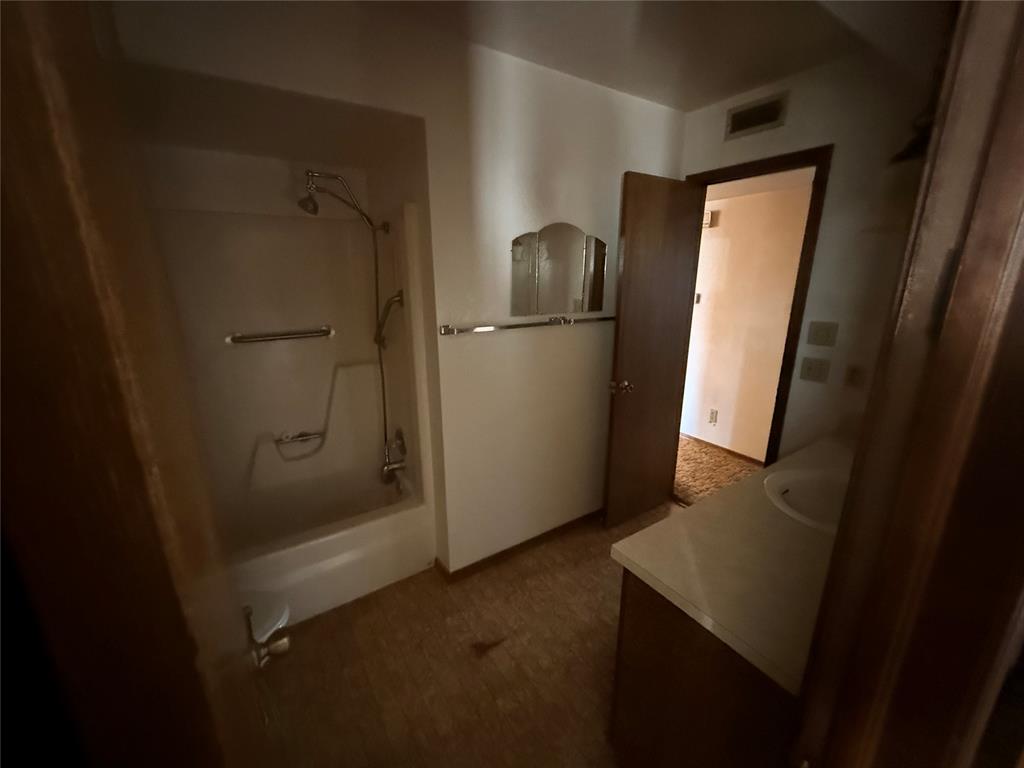 504 Lisa Lane Property Photo 17