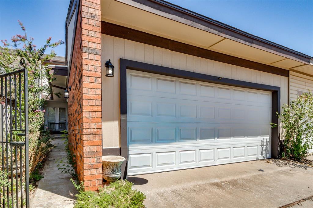 1931 Three Stars Road Property Photo 3