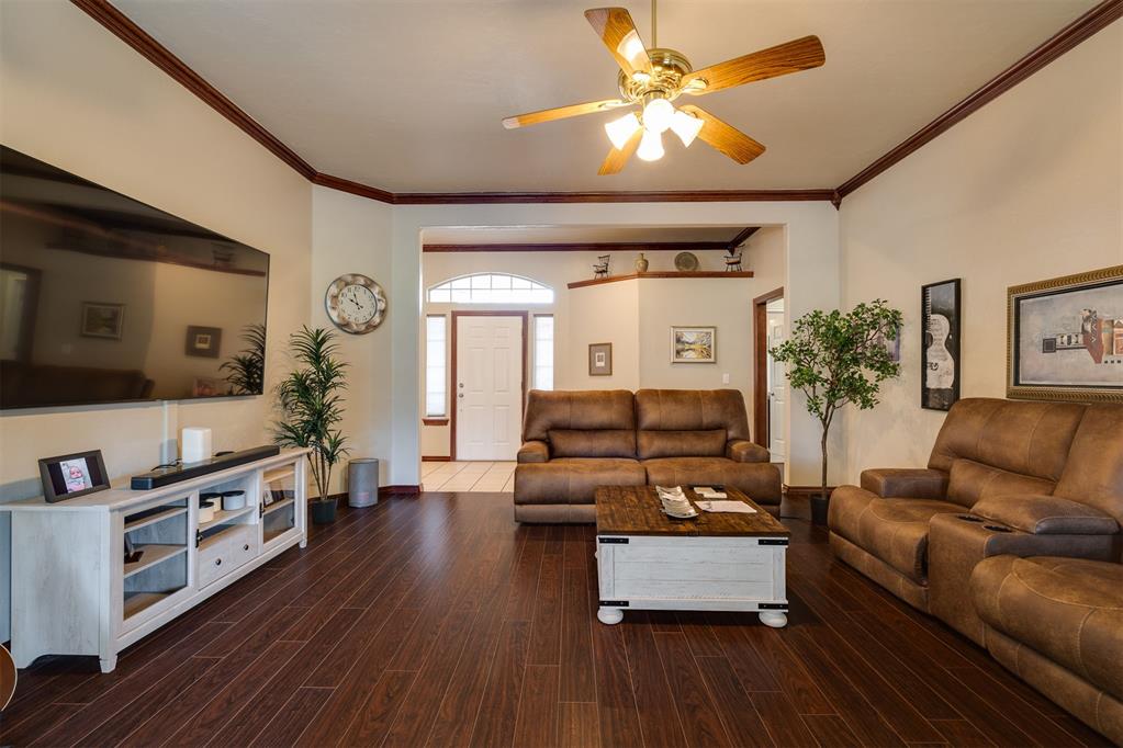 320 Nathan Drive Property Photo 8