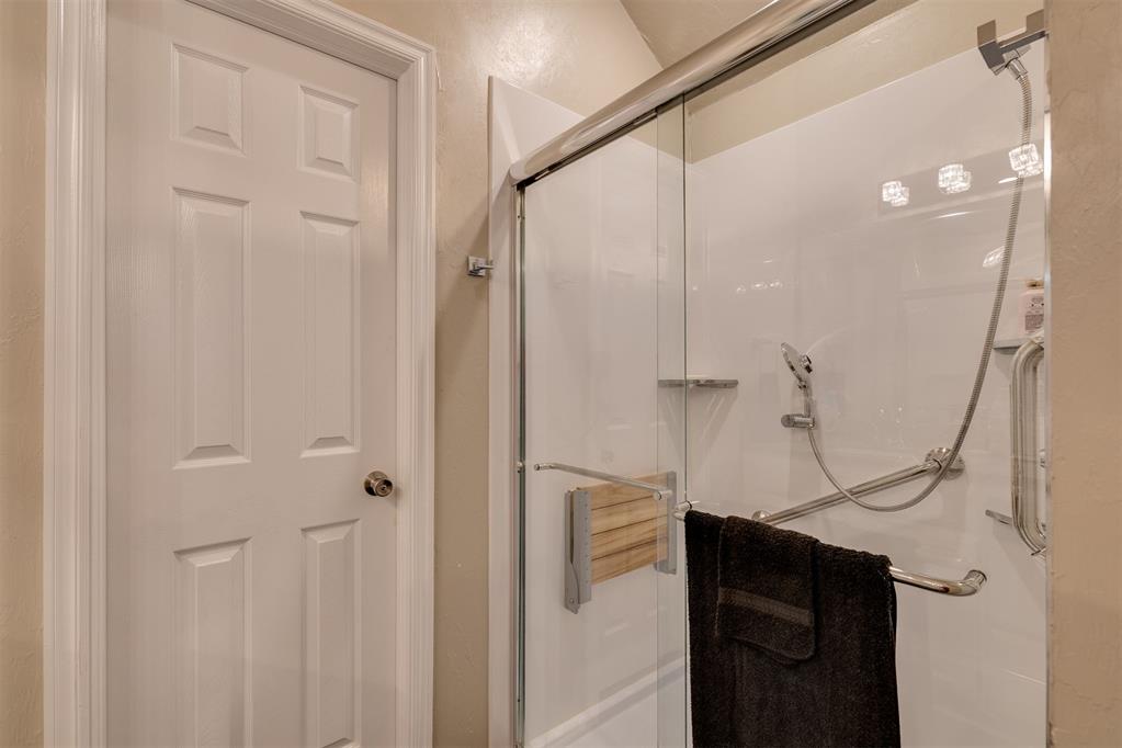 320 Nathan Drive Property Photo 27