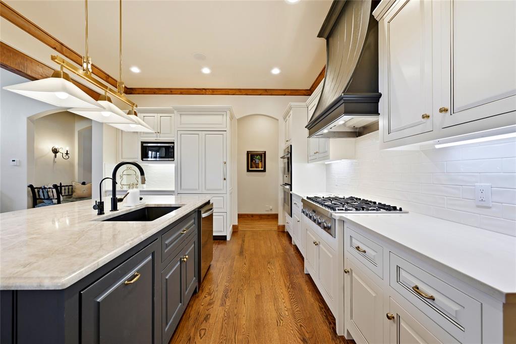 1902 Elmhurst Avenue Property Photo 19