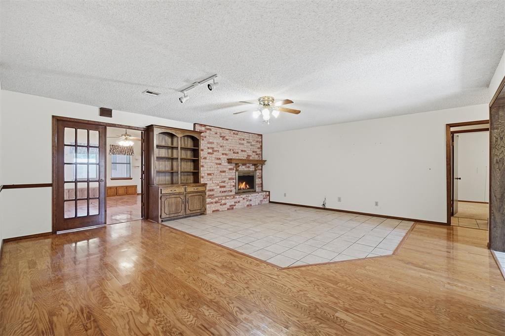 2408 N Flamingo Lane Property Photo 6