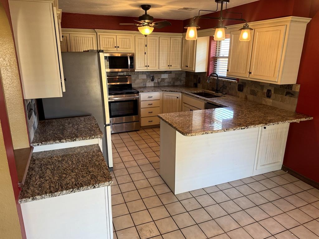 209 Cedar Avenue Property Photo 5