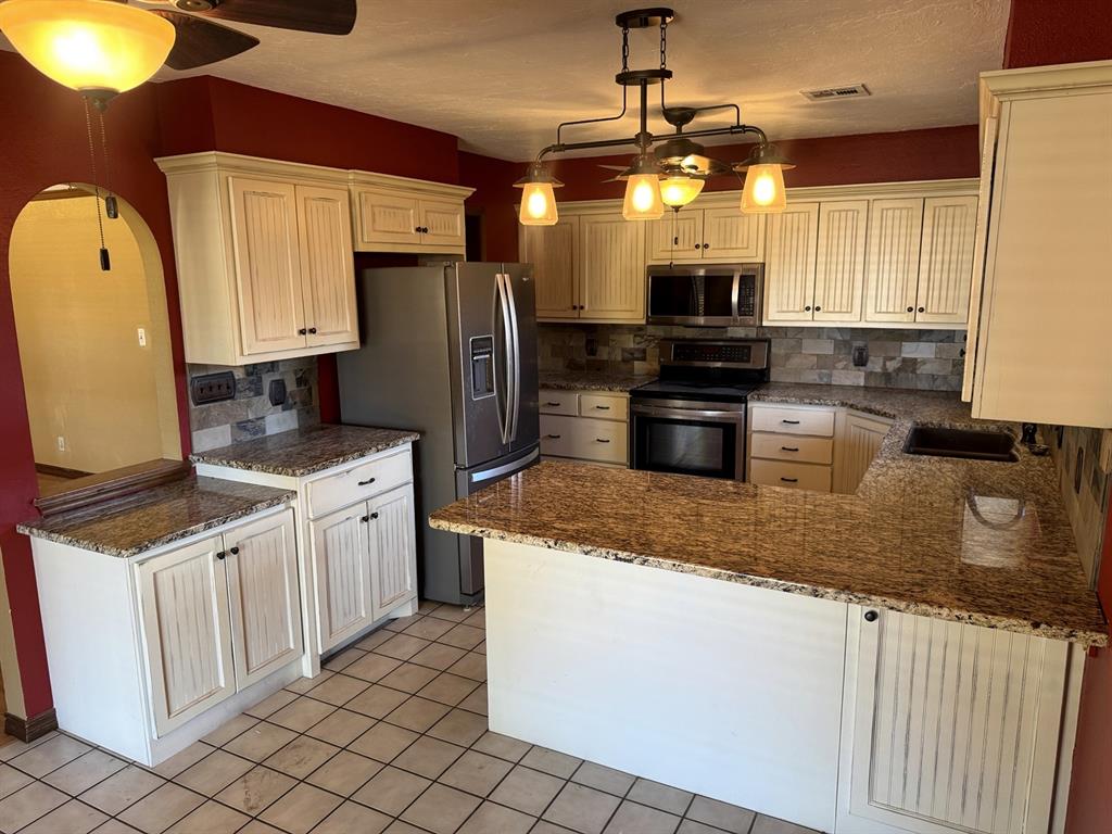 209 Cedar Avenue Property Photo 6