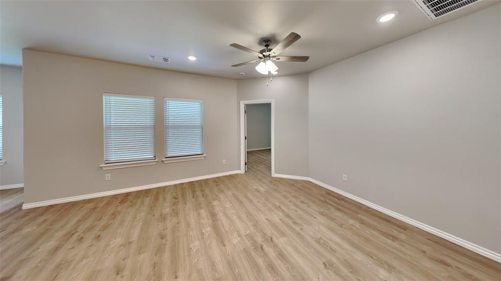 6916 Labelle Drive Property Photo 6