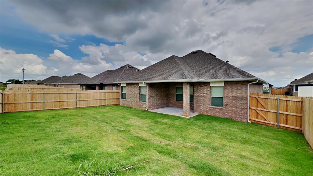 6916 Labelle Drive Property Photo 15