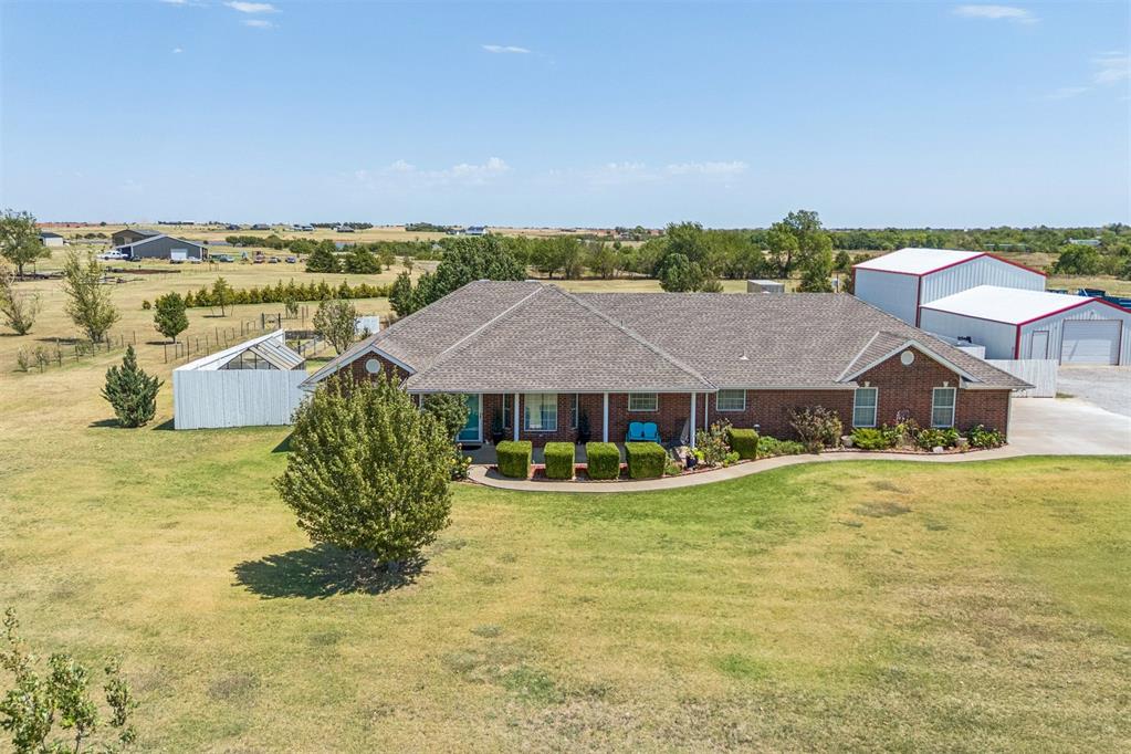 7414 High Meadows Lane Property Photo 4