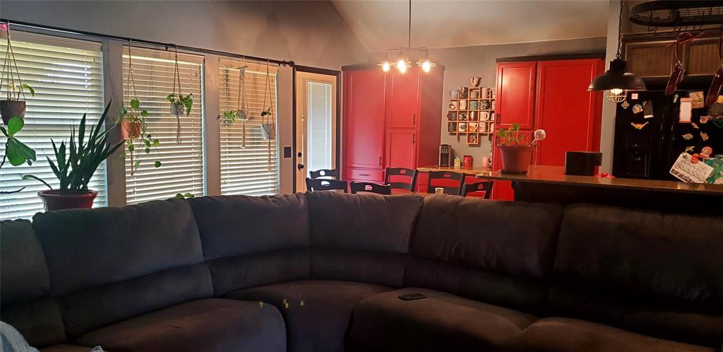 501 Parsons Drive Property Photo 4