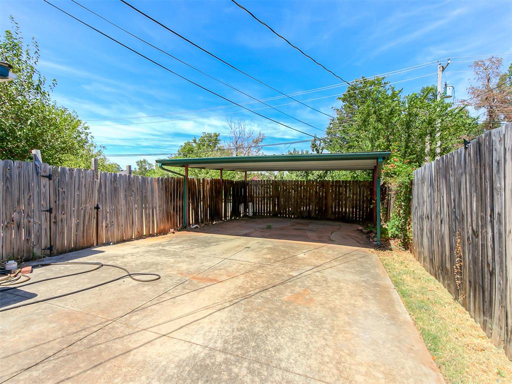 2765 Nw 21st Street Property Photo 8