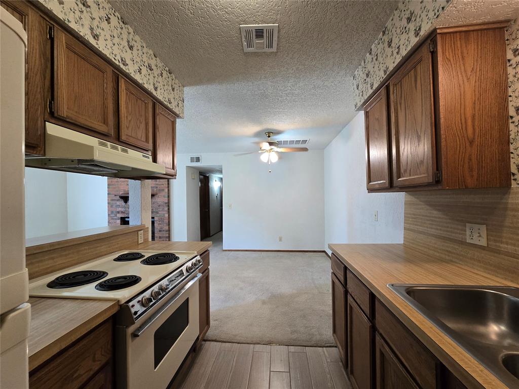 3200 W Britton Road 283 Property Photo 6