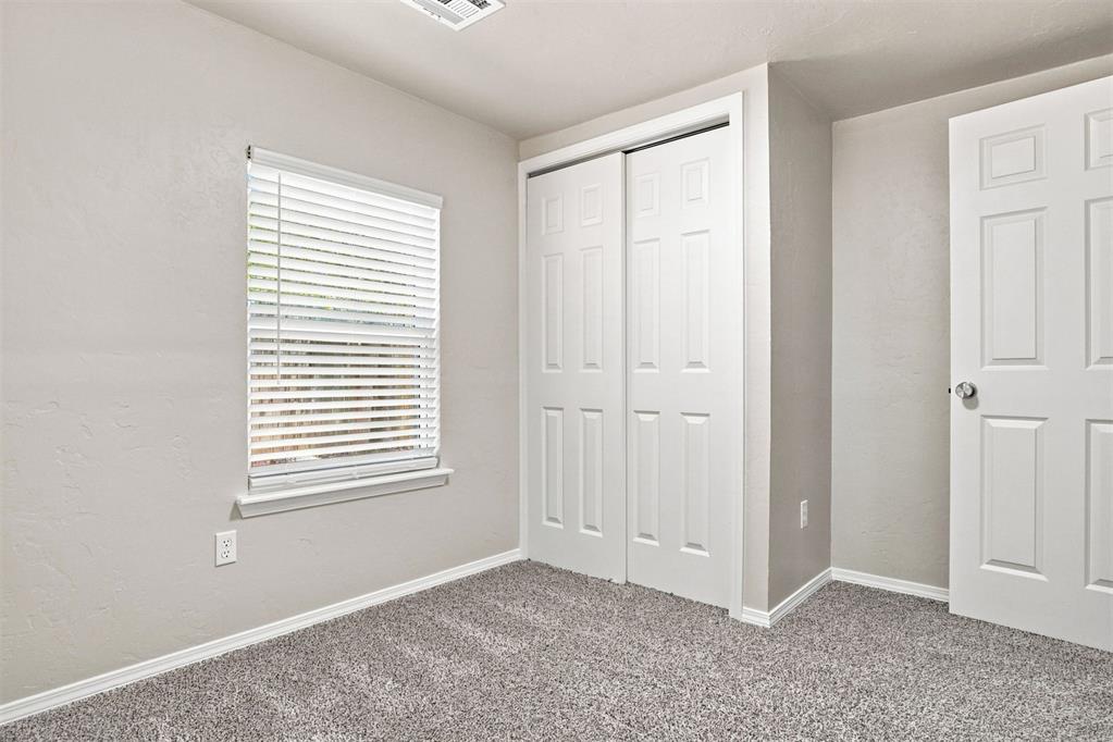 1710 Ne 35th Street Property Photo 14