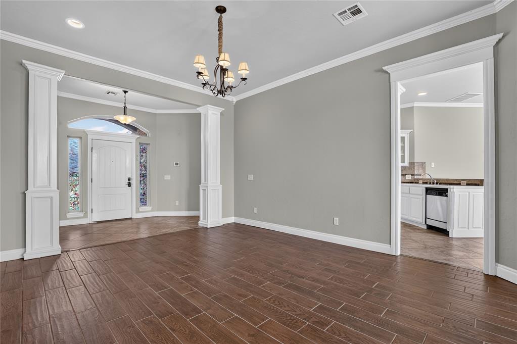 3204 Valley Brook Property Photo 5