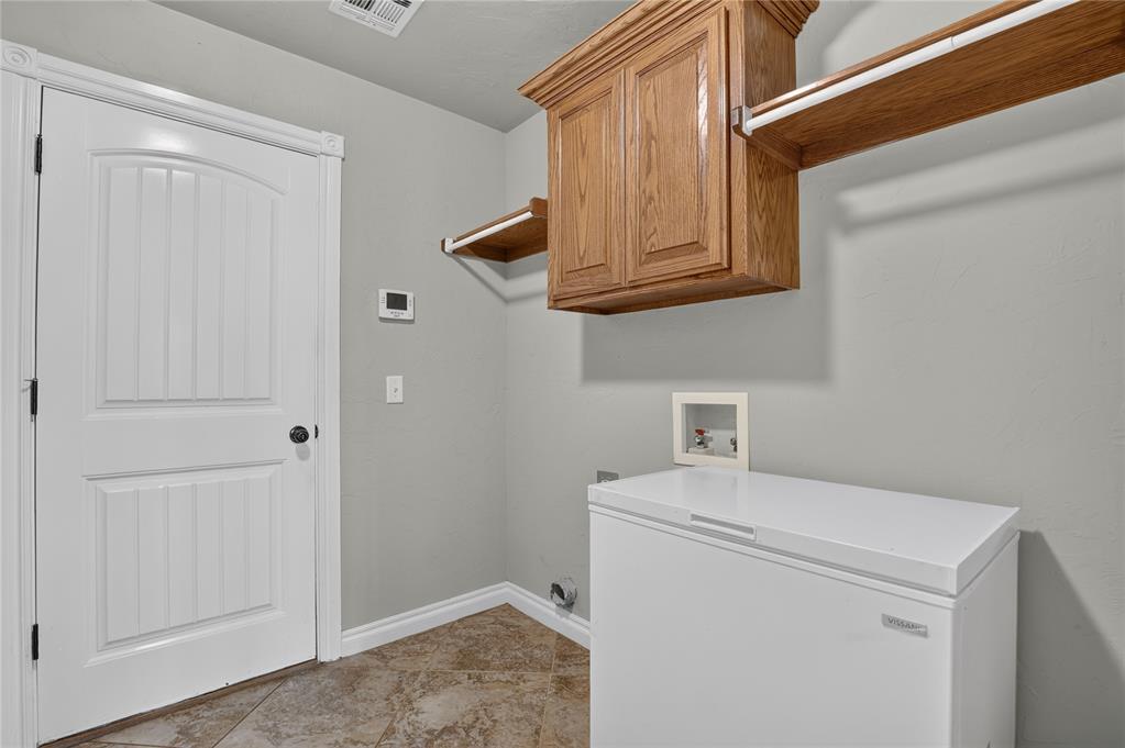 3204 Valley Brook Property Photo 14