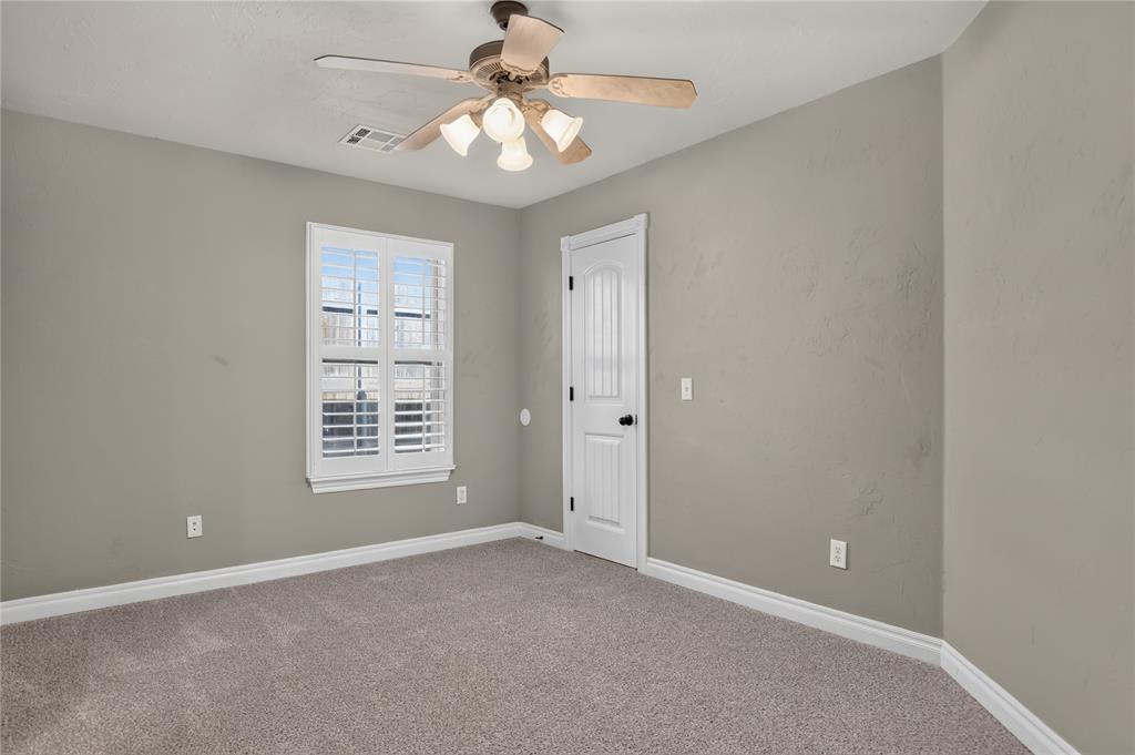 3204 Valley Brook Property Photo 29