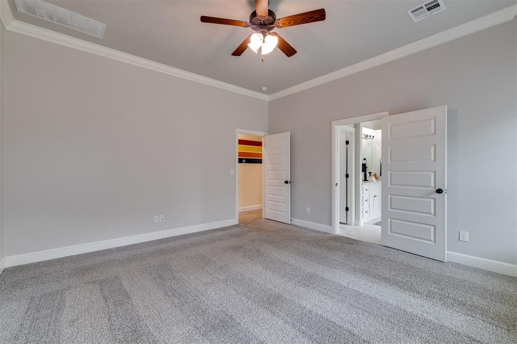 3904 Wedgewood Creek Drive Property Photo 25