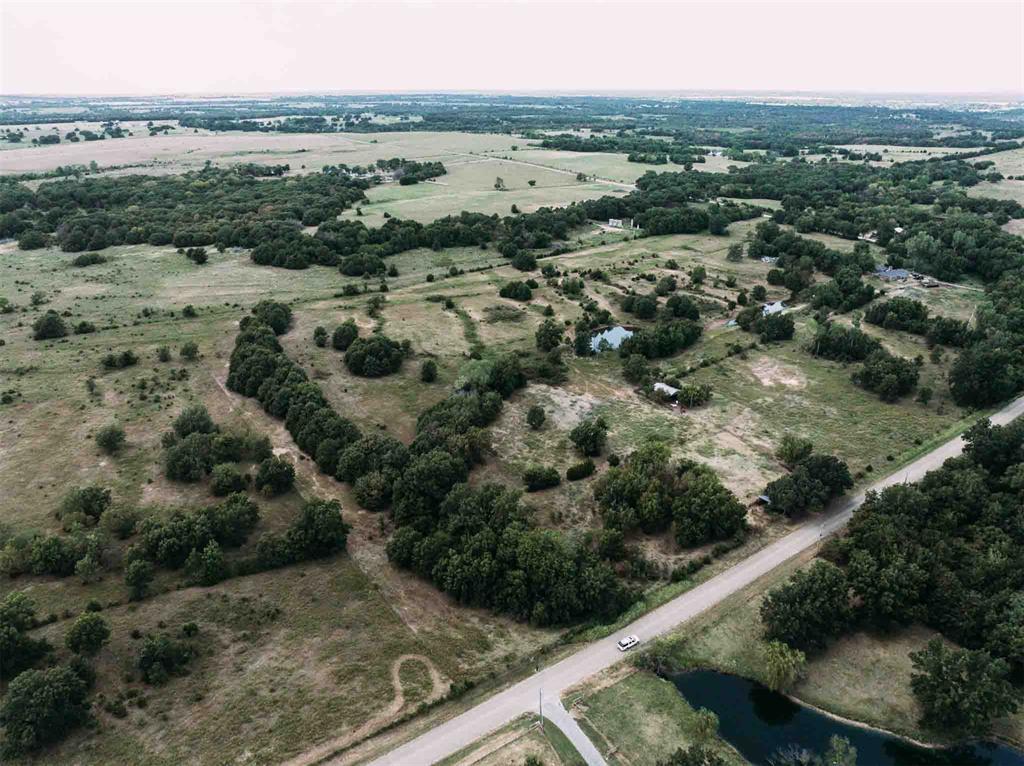 N Schlegel Road Property Photo 4