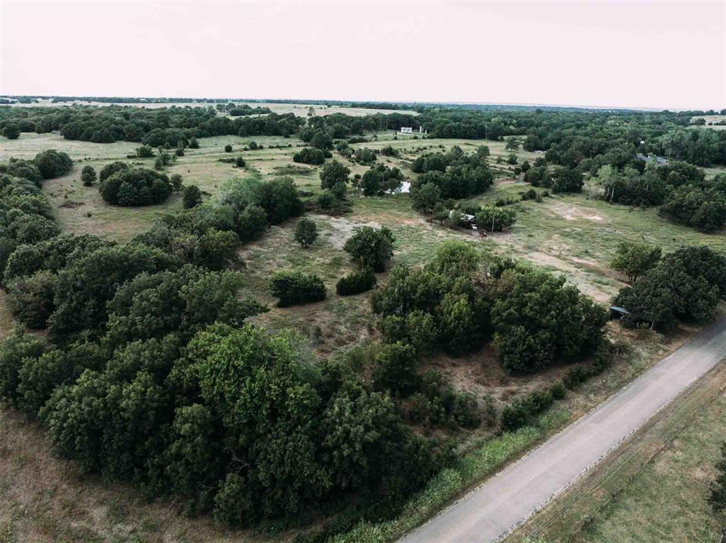 N Schlegel Road Property Photo 10