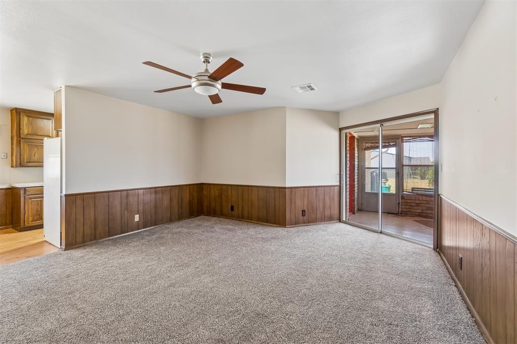 124 Ruskin Place Property Photo 6