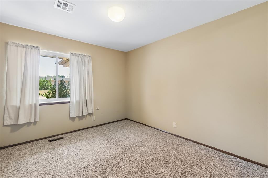 124 Ruskin Place Property Photo 26