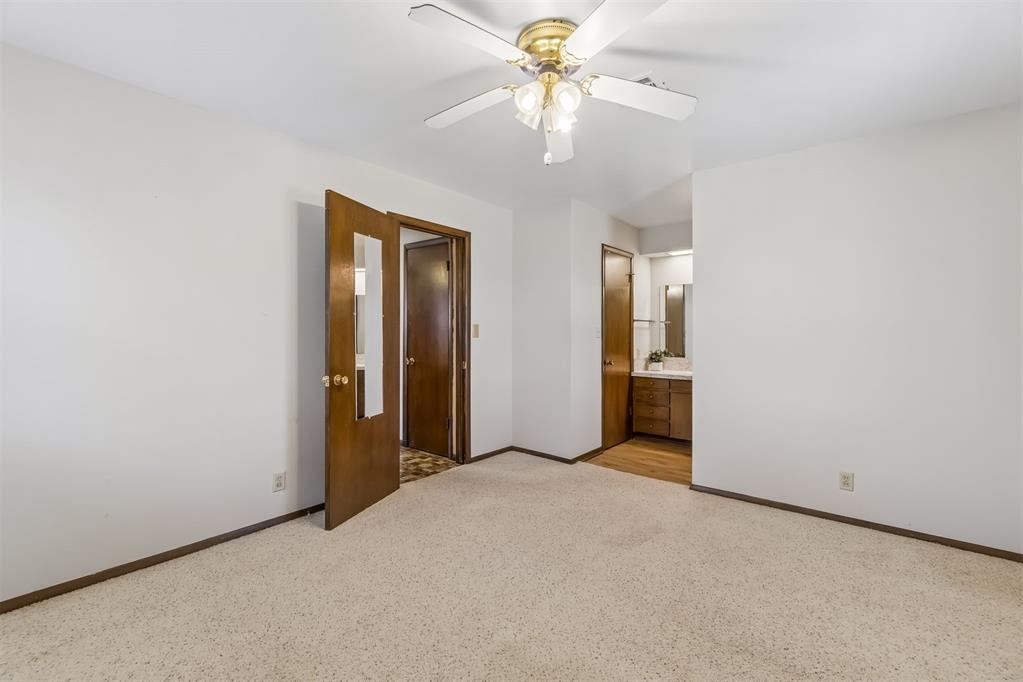 124 Ruskin Place Property Photo 33