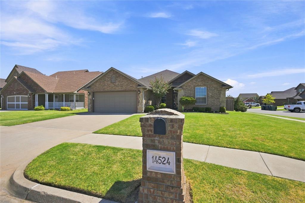 14524 Briarcliff Drive Property Photo 2