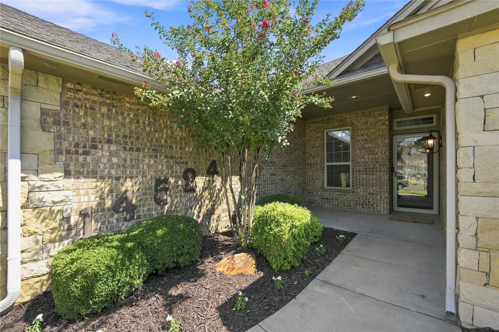 14524 Briarcliff Drive Property Photo 4