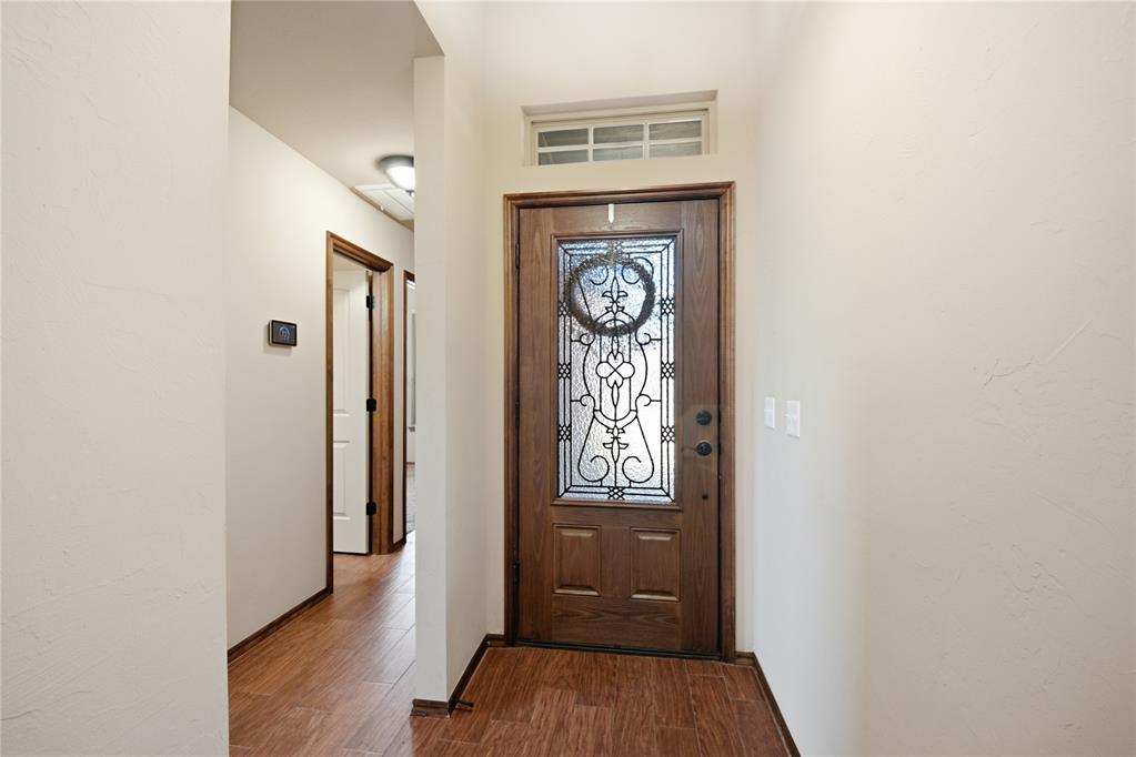 14524 Briarcliff Drive Property Photo 5