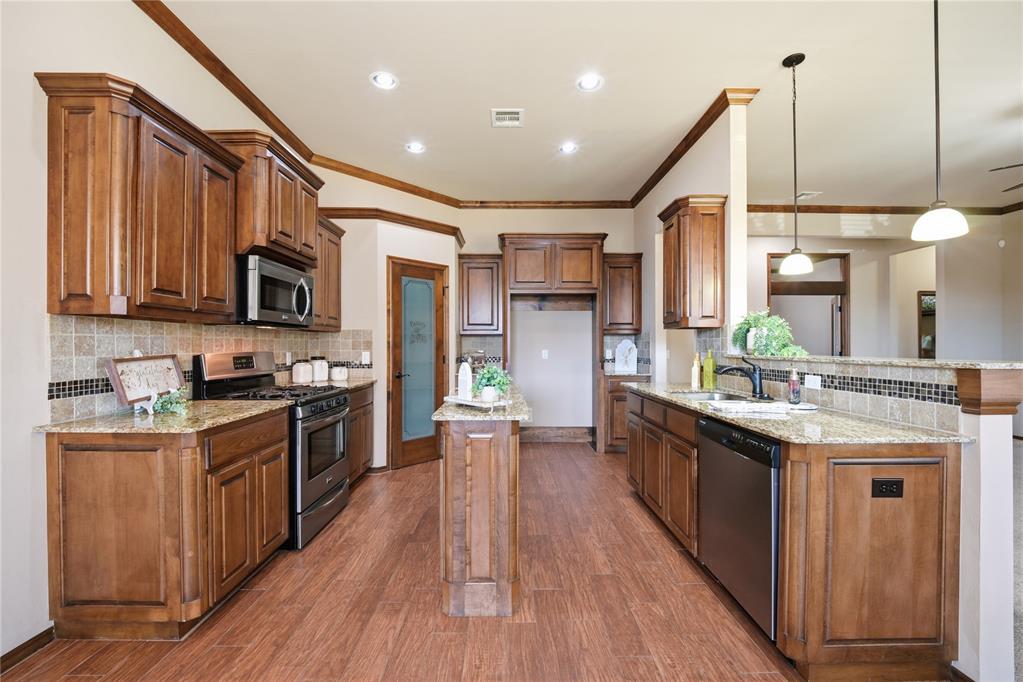 14524 Briarcliff Drive Property Photo 12
