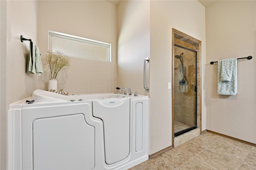 14524 Briarcliff Drive Property Photo 19