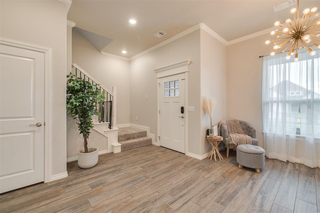 801 Bison Crossing Drive Property Photo 1