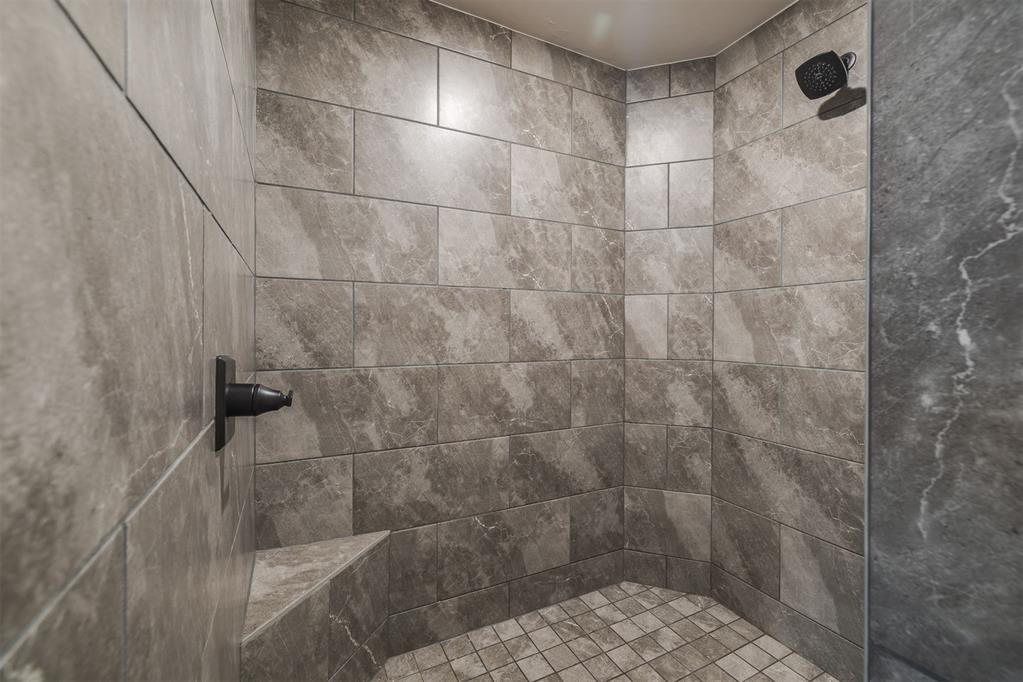 801 Bison Crossing Drive Property Photo 31