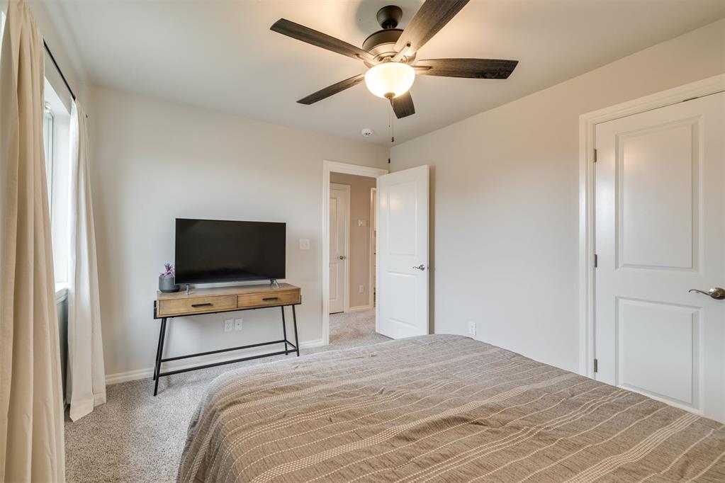 801 Bison Crossing Drive Property Photo 43