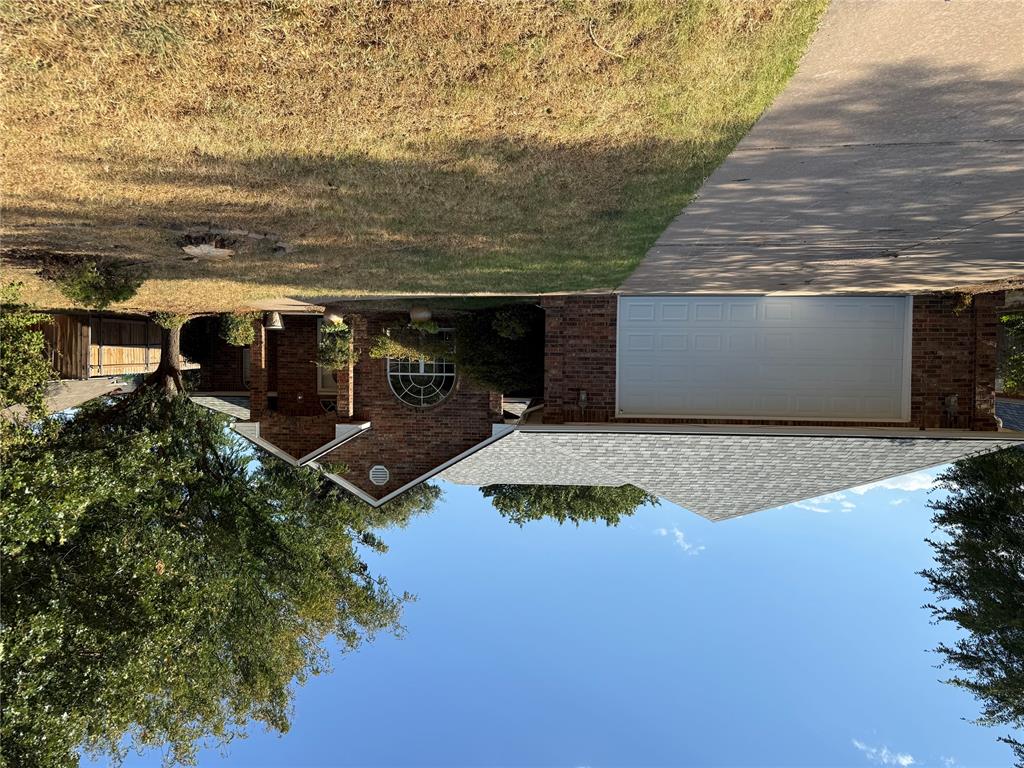 1231 Douglas Circle Property Photo 1