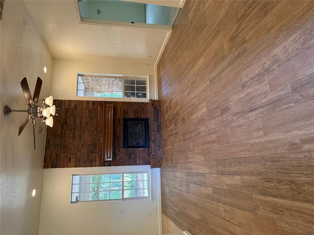 1231 Douglas Circle Property Photo 9