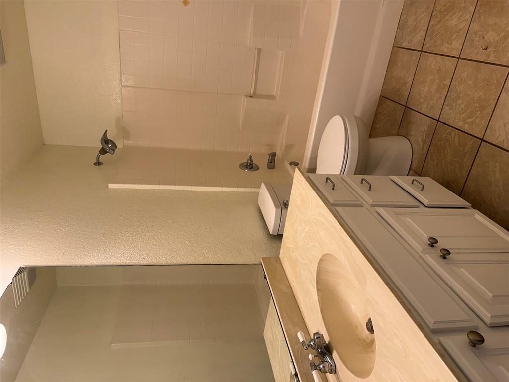 1231 Douglas Circle Property Photo 28