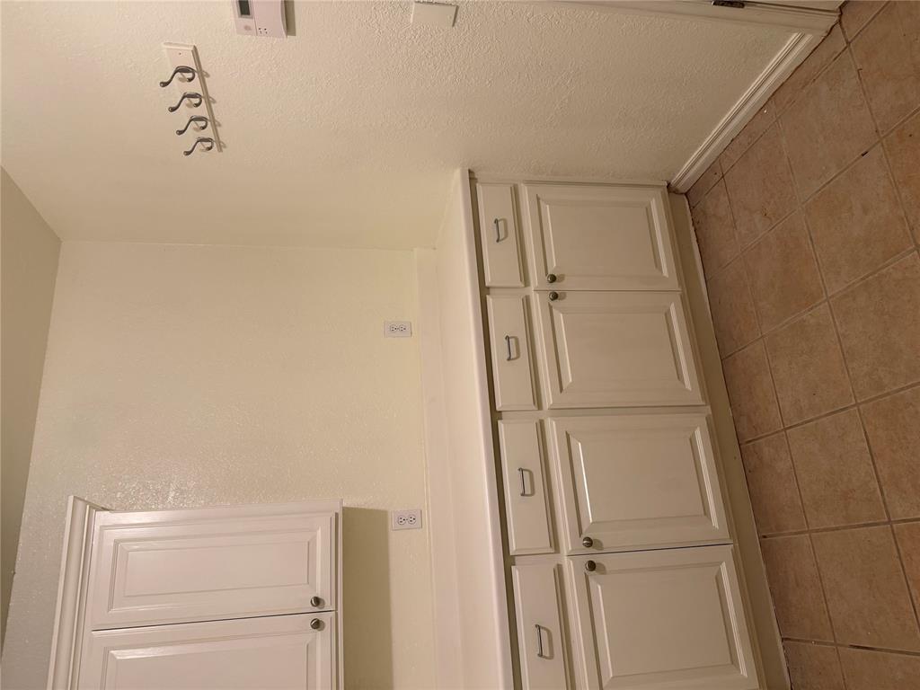 1231 Douglas Circle Property Photo 29