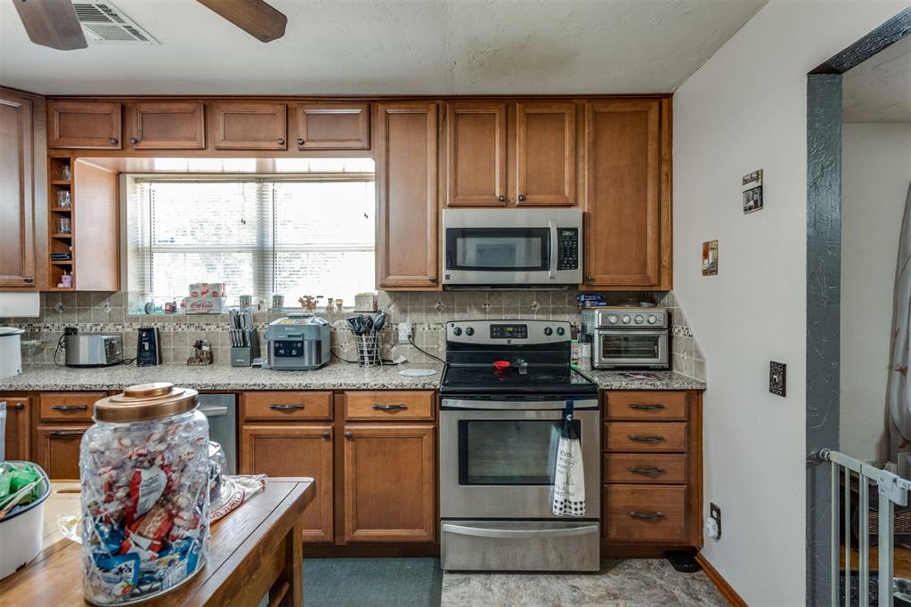 334486 E Highway 62 Property Photo 18