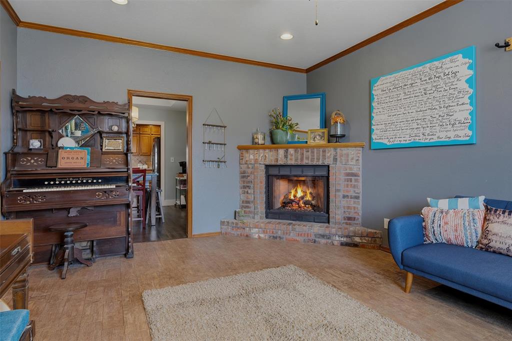 2209 Sw 93rd Place Property Photo 5