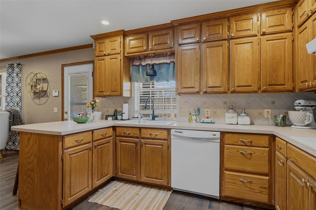 2209 Sw 93rd Place Property Photo 10