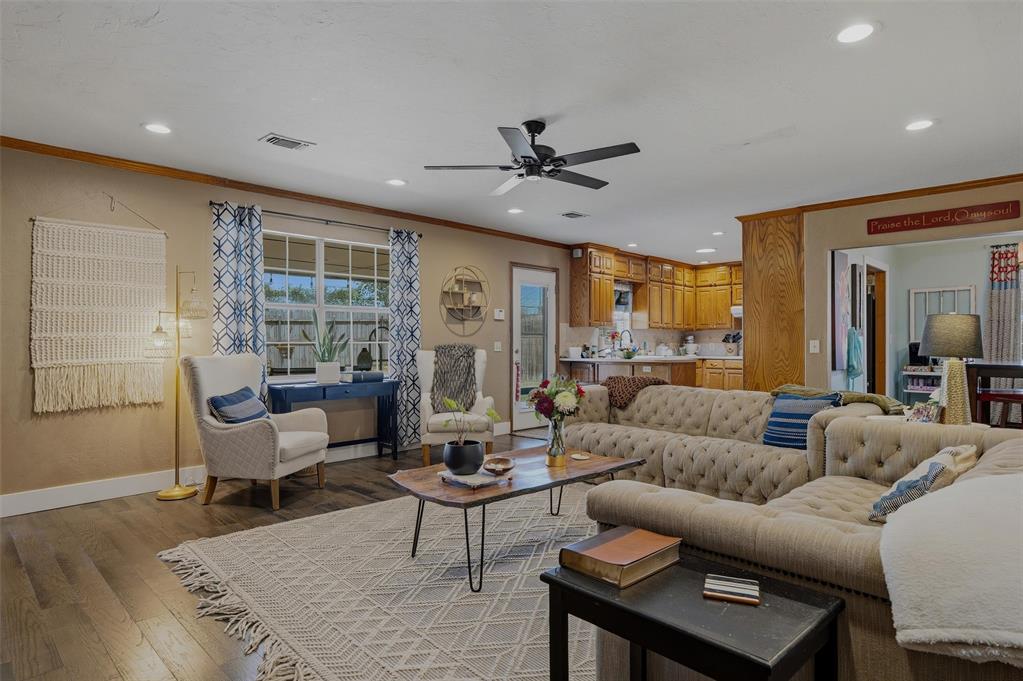 2209 Sw 93rd Place Property Photo 15