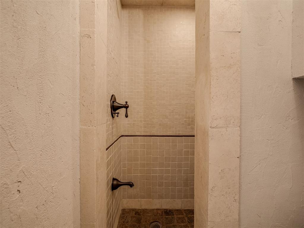 1105 Tedford Way Property Photo 30
