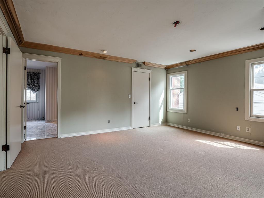 1105 Tedford Way Property Photo 35