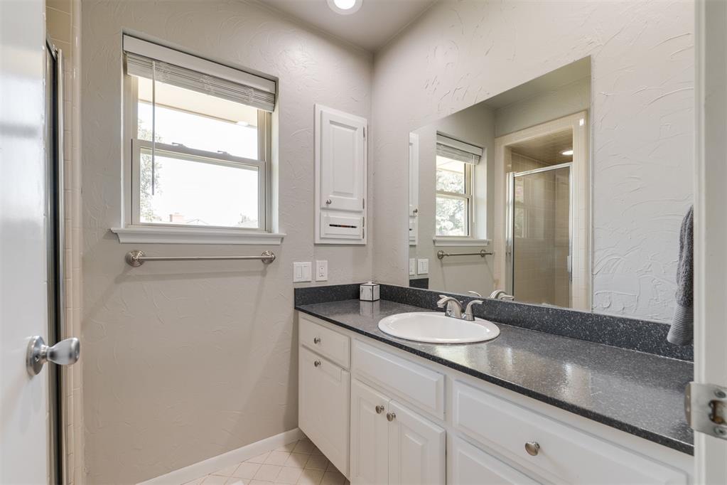 2805 Nw 117 Street Property Photo 18