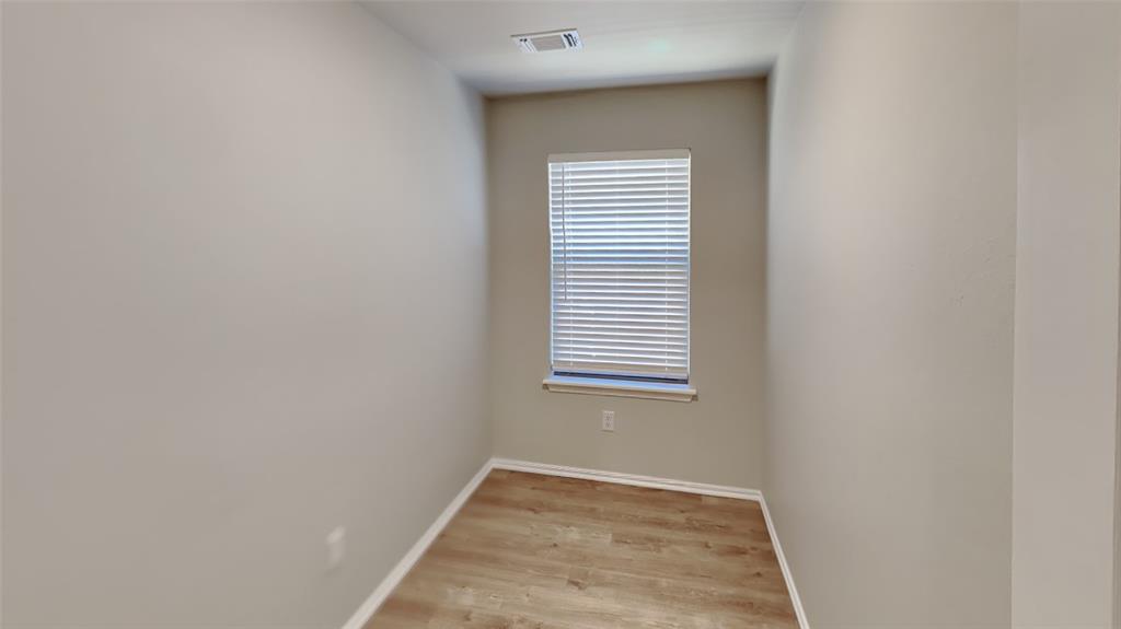 12704 Elba Drive Property Photo 17