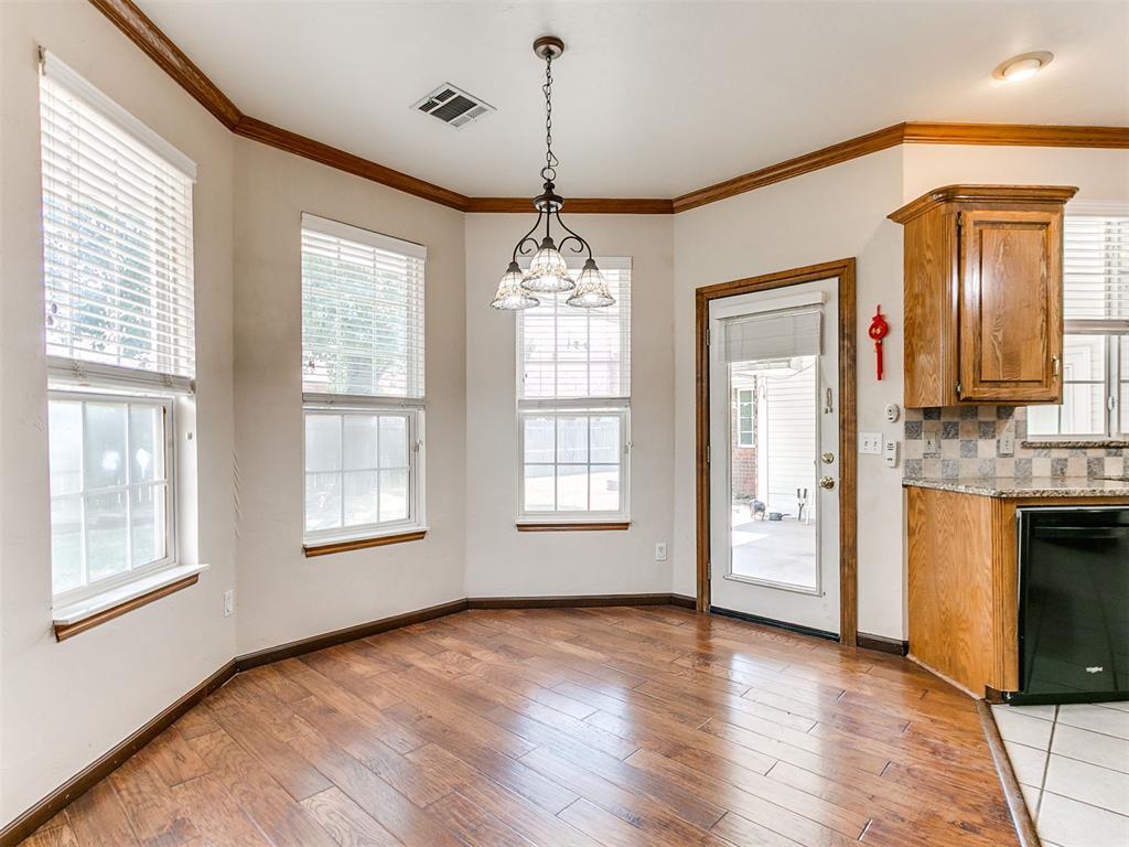 11008 Wineview Drive Property Photo 11