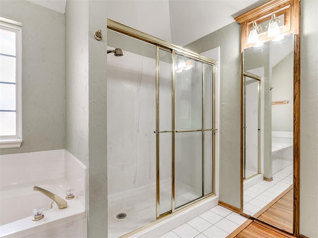 11008 Wineview Drive Property Photo 15