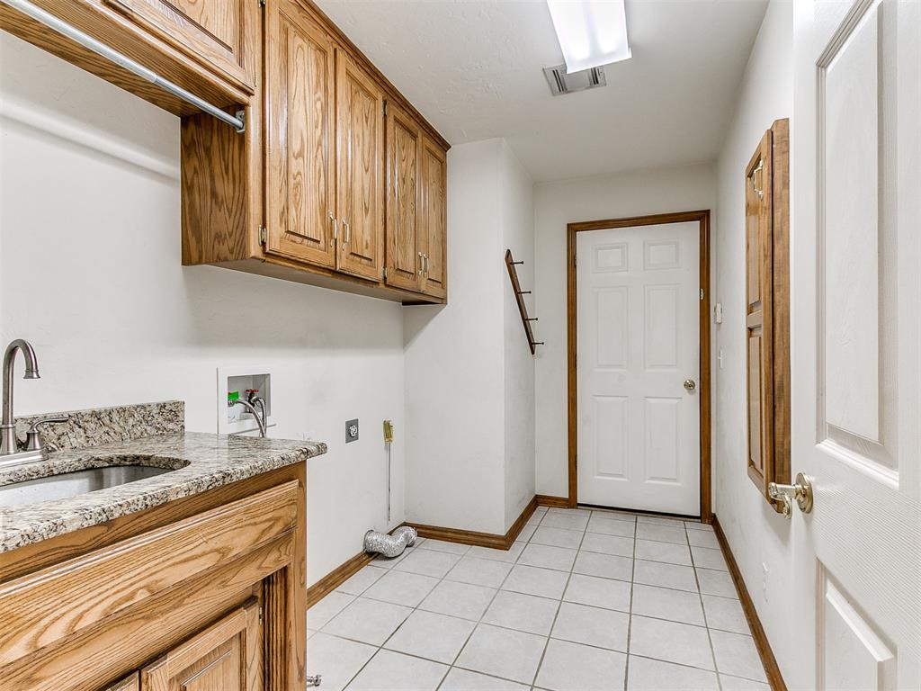 11008 Wineview Drive Property Photo 26