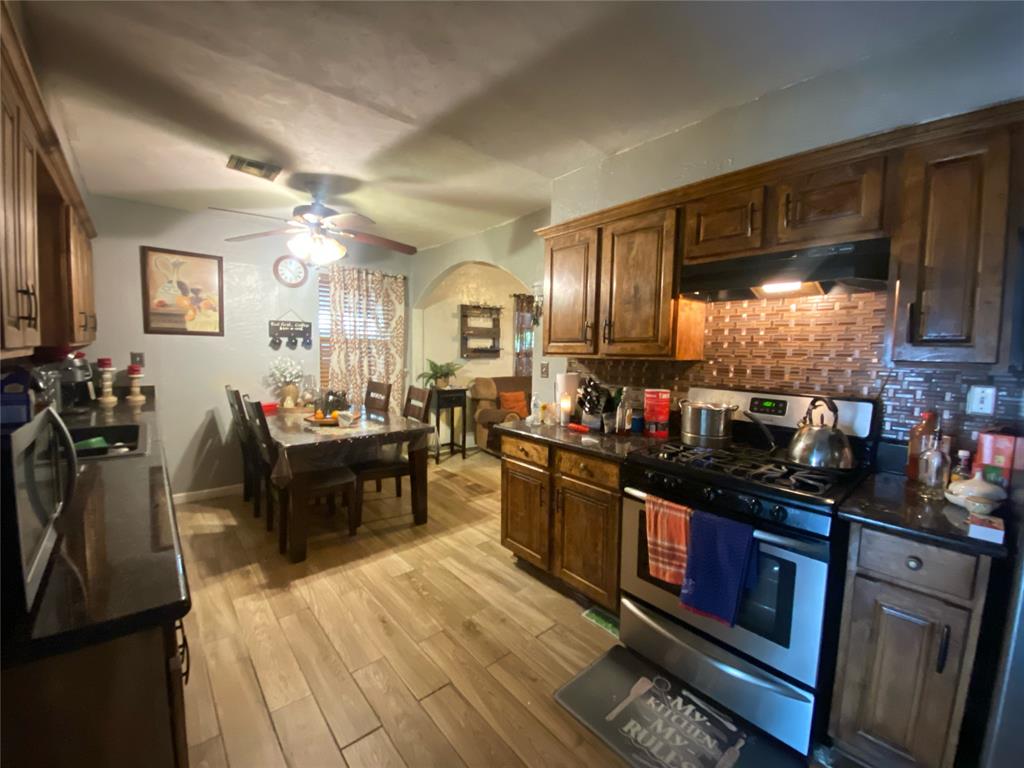 6112 Nw 55th Street Property Photo 10